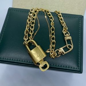 🍒CUTE! Louis Vuitton Padlock+one key #3️⃣1️⃣4️⃣🎁